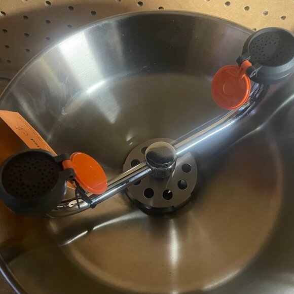 *New (Reg $528)* Wall Mounted Eye Wash Station - Picture 6 of 9